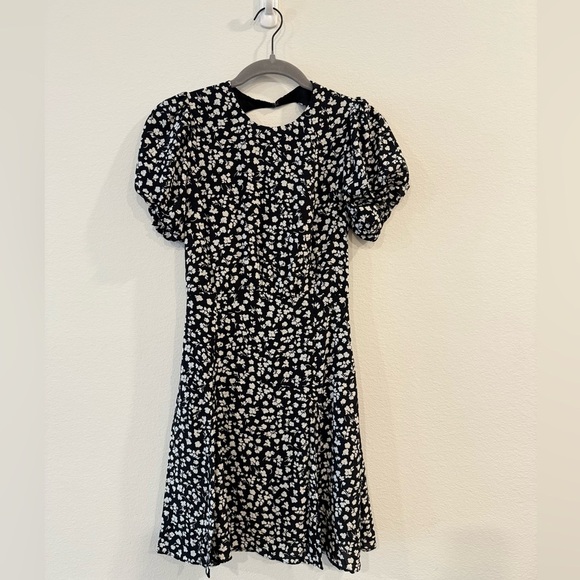 NWT SOLID & STRIPED Black and White Mini Dress with Flutter Sleeves - Picture 4 of 6